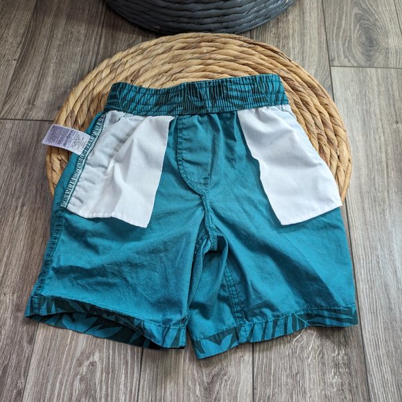 NWOT Boys (5T) - GAP Shorts Palm Print - Picture 2 of 6